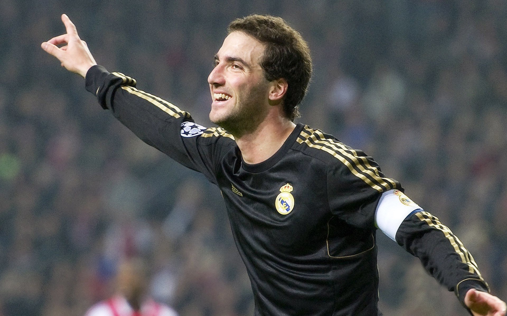 “阿根廷美洲狮队稳步前行,目标瞄准橄榄球未来”