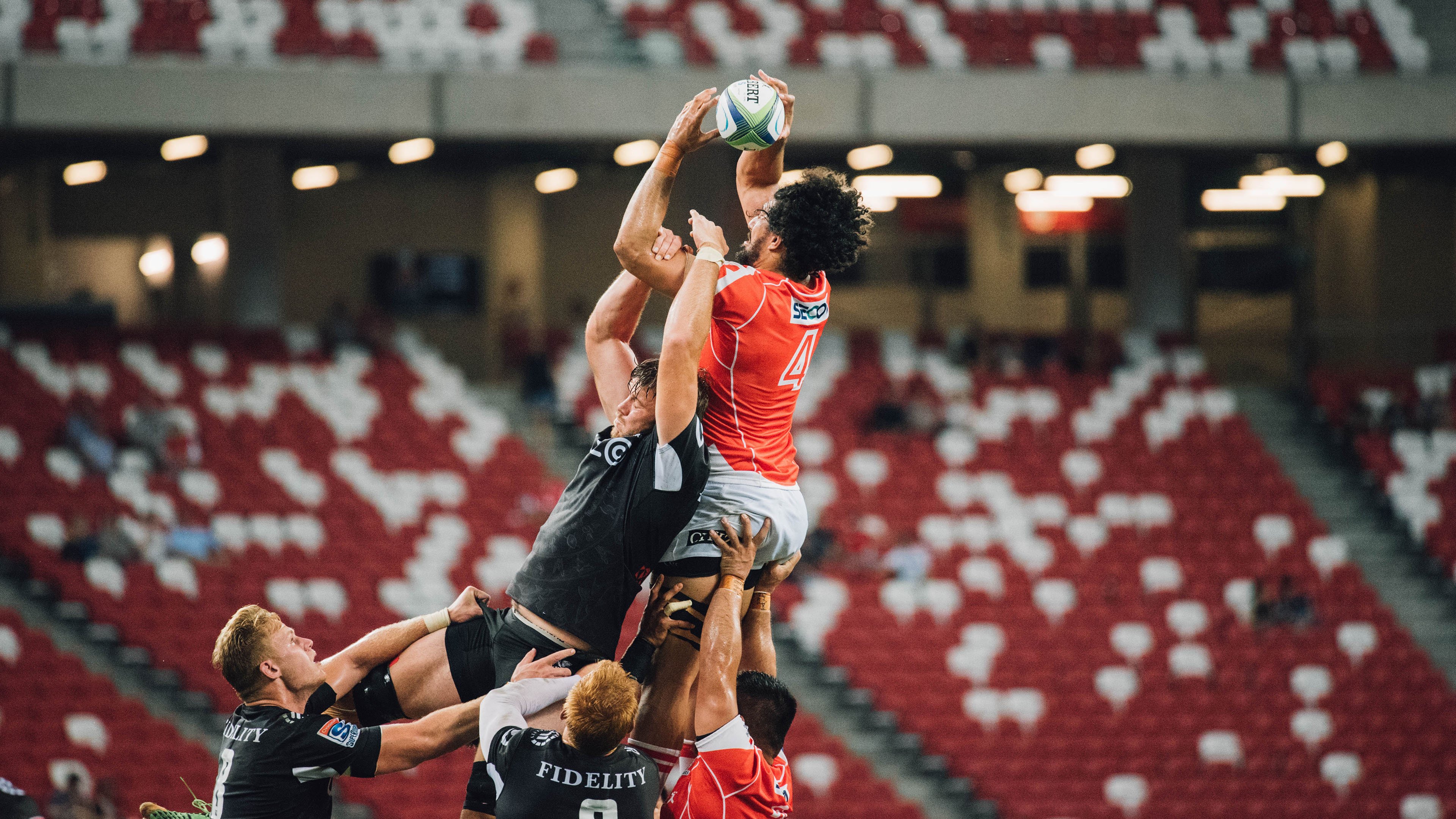 “帕布罗·马特拉的坚韧防守，助阿根廷美洲狮队锁定胜局”