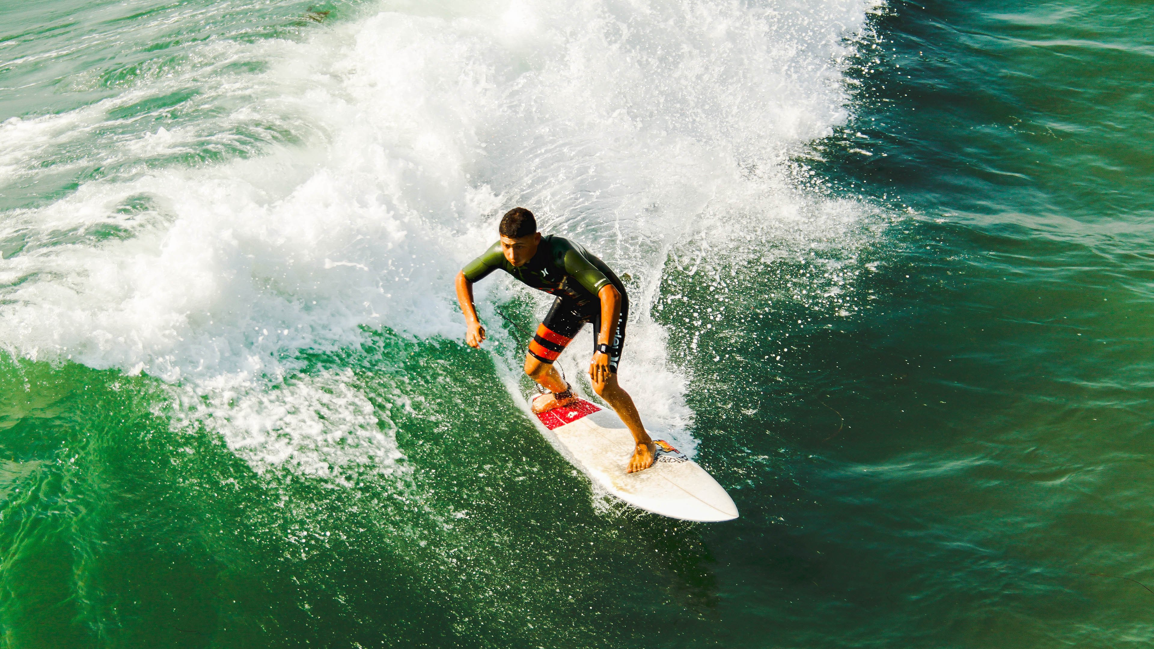 “南非羚羊队的年轻血液:萨尔·巴赫如何改变比赛格局”